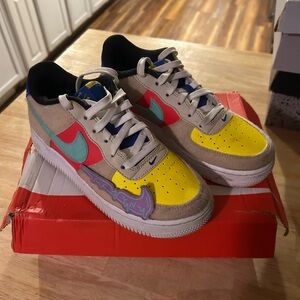 Nike Kids Sneakers in Yellow, Pink, and Blue VELCRO ADDITION